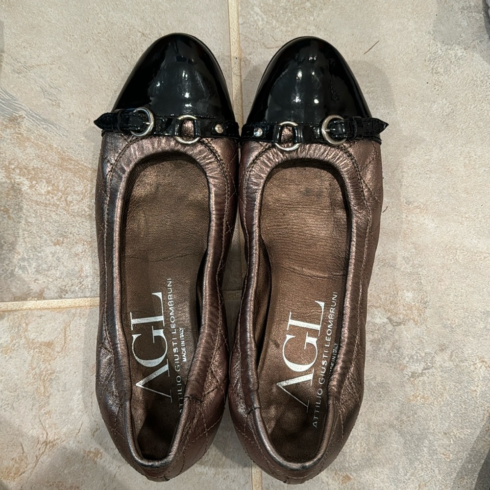 AGL flats